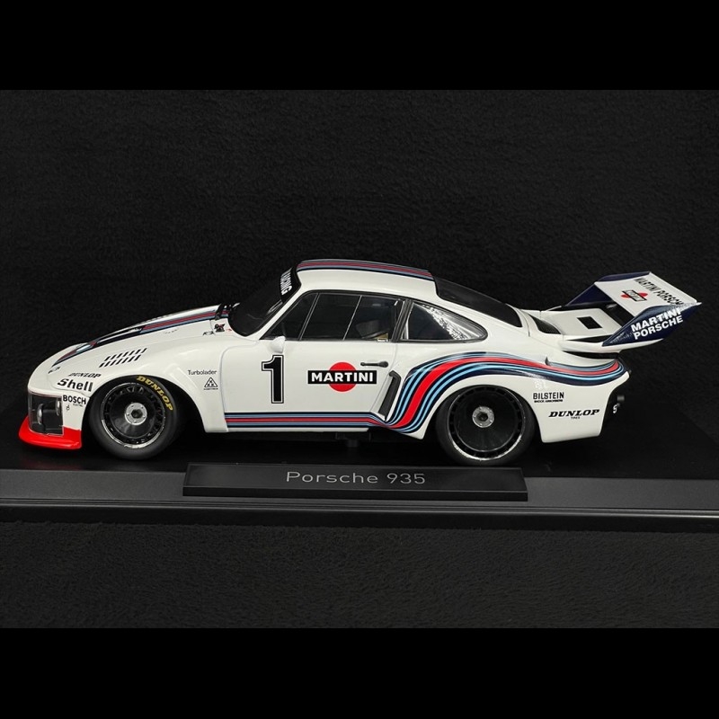【MINICHAMPS】Porsche 935/1976 #M22 MINICHAMPS】Porsche 935/1976 #M22 MINICHAMPS】Porsche 935/1976 #M22