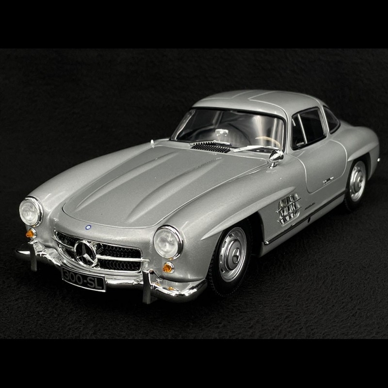 Mercedes 300 SL W198 Gullwing - Minichamps 1/18 - Argent - 1954 - Occasion