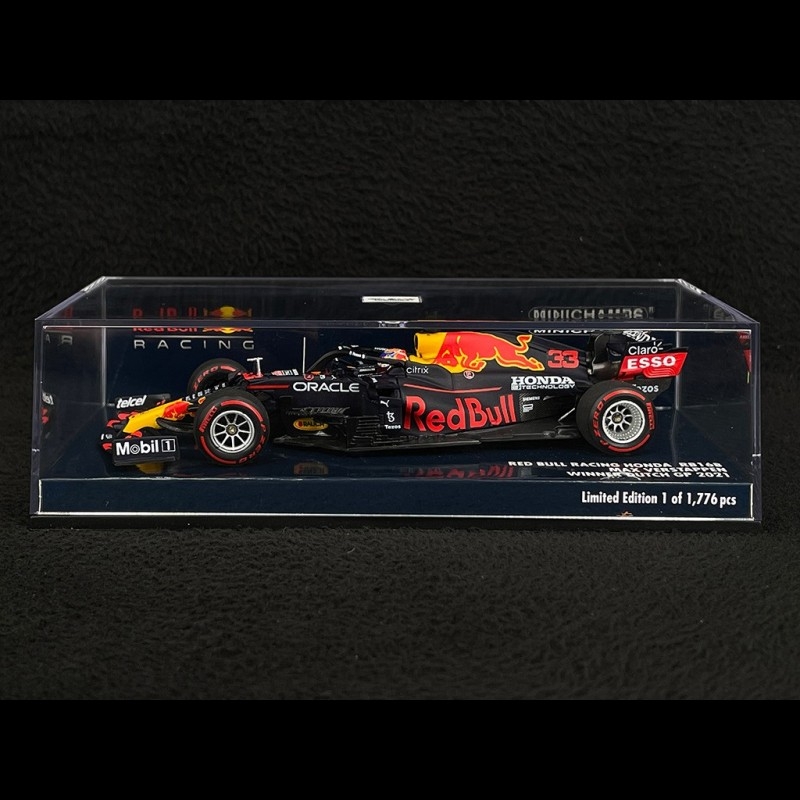Max Verstappen Red Bull Racing RB16B n° 33 Winner Dutch GP 2021 F1