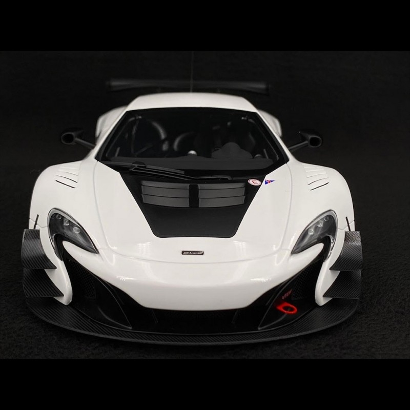 McLaren 650S GT3 2017 White 1/18 Autoart 81640