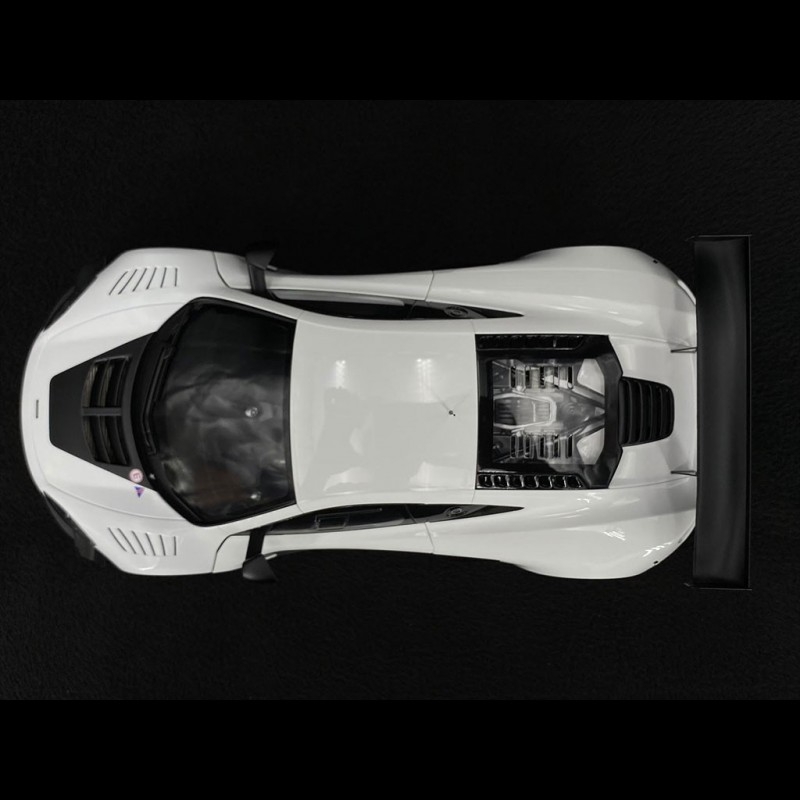 McLaren 650S GT3 2017 White 1/18 Autoart 81640