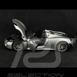 Porsche 918 Spyder Weissach Package 2013 Argent GT 1/12 Autoart 12123