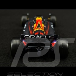 Max Verstappen Red Bull Racing RB18 n°33 Vainqueur Championnat du Monde 2022 1/43 Bburago 38061V