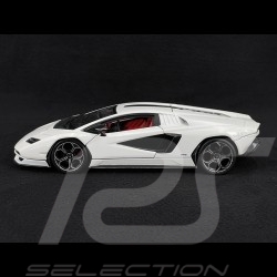 Lamborghini Countach LPI 800-4 2022 White 1/24 Bburago 21102