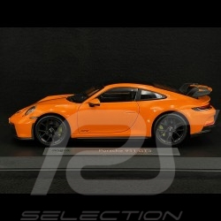 Porsche 911 GT3 type 992 2022 Orange Gulf 1/18 Maisto 36458O