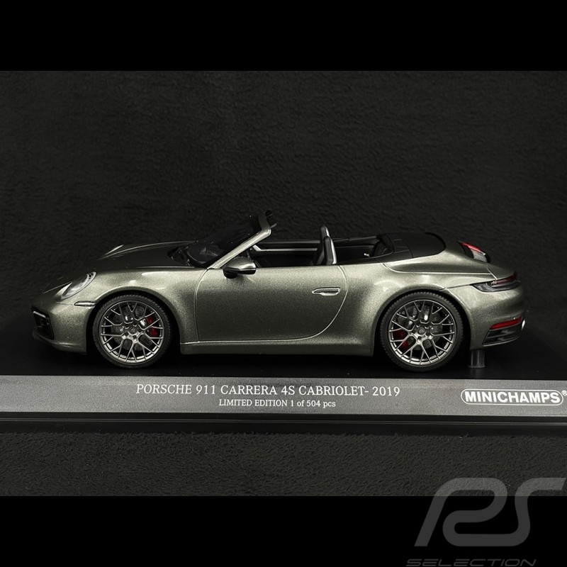 Porsche 911 Carrera 4S Cabriolet Type 992 2019 Aventura Green 1/18 Minichamps 155067337