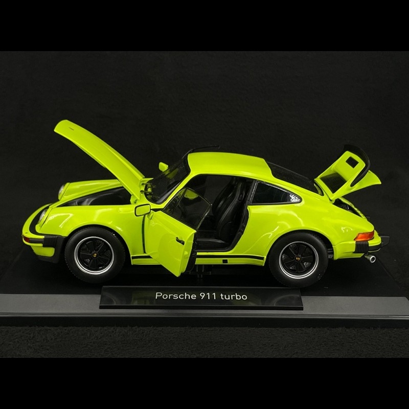 Porsche 911 Turbo 3.0 Type 930 1976 Daphne Green 1/18 Norev 187666