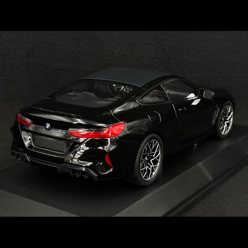 BMW M8 Coupe 2020 Schwarz 1/18 Minichamps 110029021