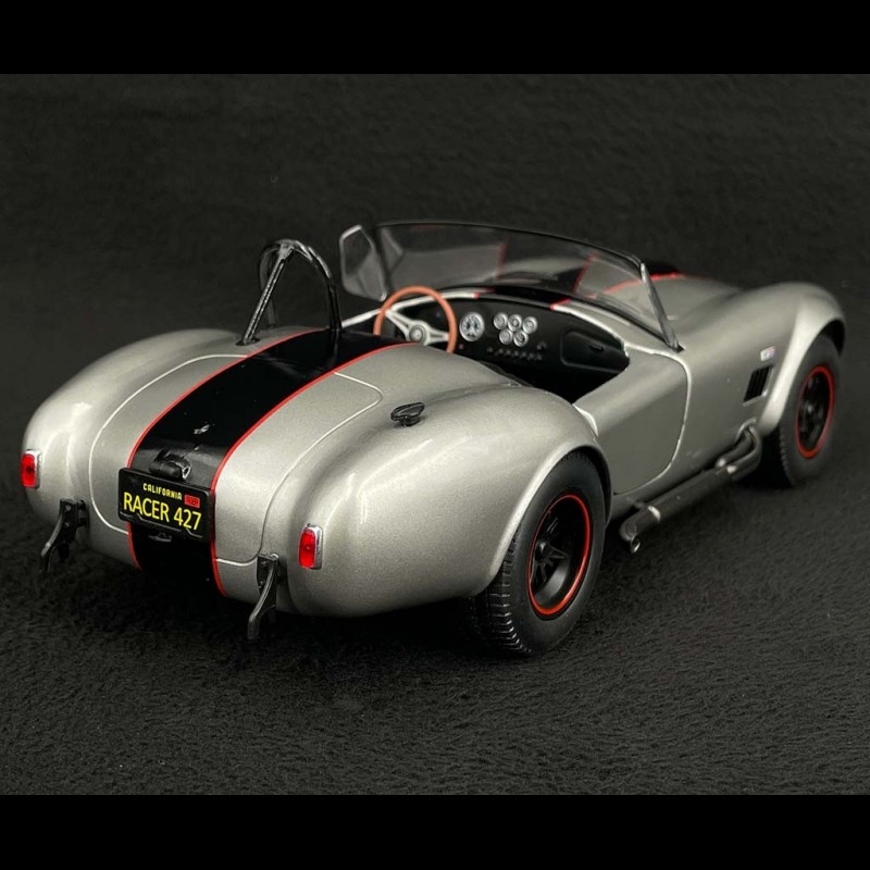 1965 AC SHELBY COBRA 427 MK II CUSTOM SILVER STRIPES 1:18 par SOLIDO S1804907