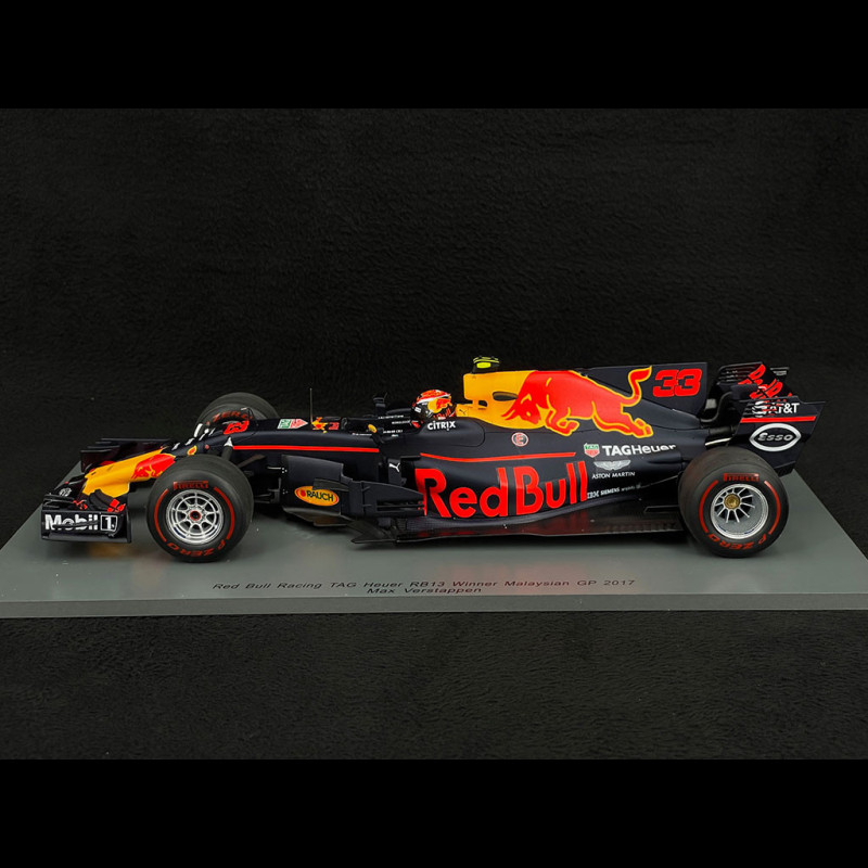 Max Verstappen Red Bull Racing RB13 n° 33 Winner GP Malaysia 2017