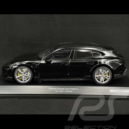 Porsche Taycan Turbo S...