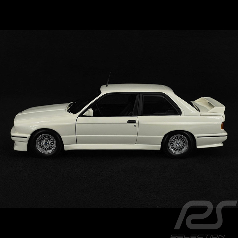 BMW M3 E30 1987 White 1/18 Minichamps 180020307