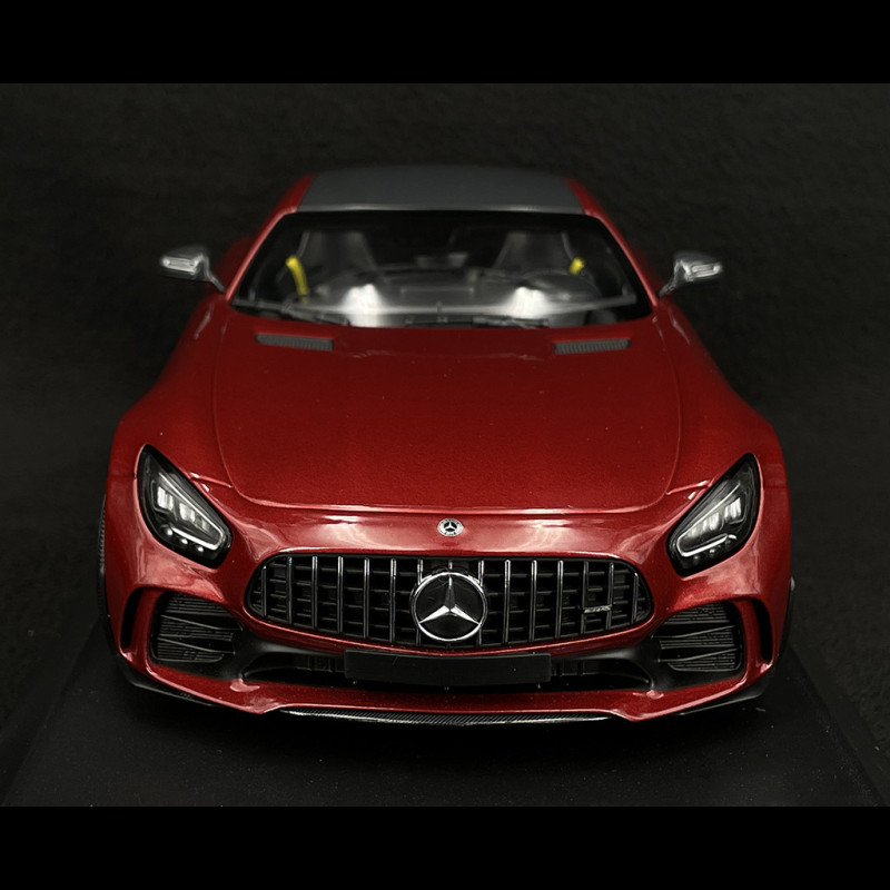 Miniature Voiture Minichamps Mercedes AMG GT-R 2021 - Échelle 1:18 - Gris
