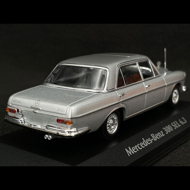 Mercedes 230 SL Convertible (Whitebox) 1:43