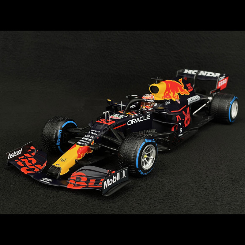 Red Bull Honda RB16B 33 F1 Winner Grand Prix de Monaco 2021 Max Verstappen  with pitboard Spark 18S595 - Miniatures Autos Motos