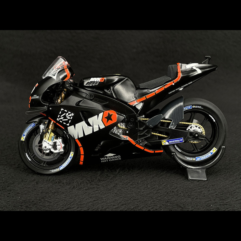 maverick-vinales-yamaha-yzr-m1