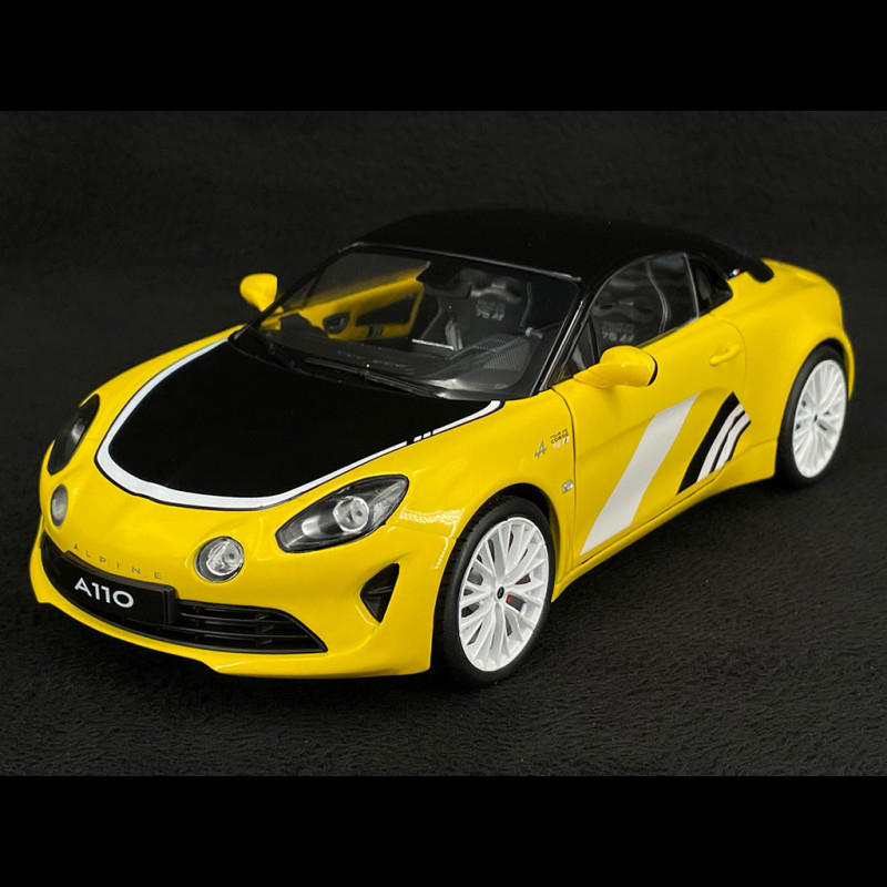 Renault Alpine Tour De Corse 1/18 – Maisto – Modèle De Collection Avec Dédicaces