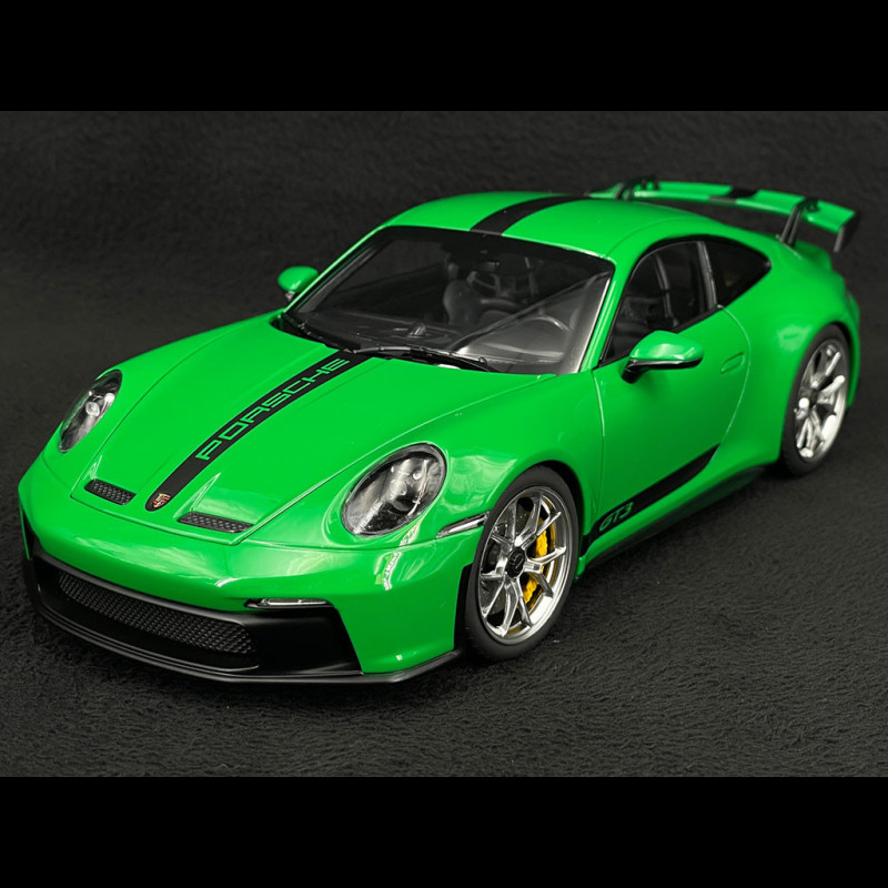 Porsche 911 GT3 Type 992 2021 Vert Python 1/18 Norev 187301