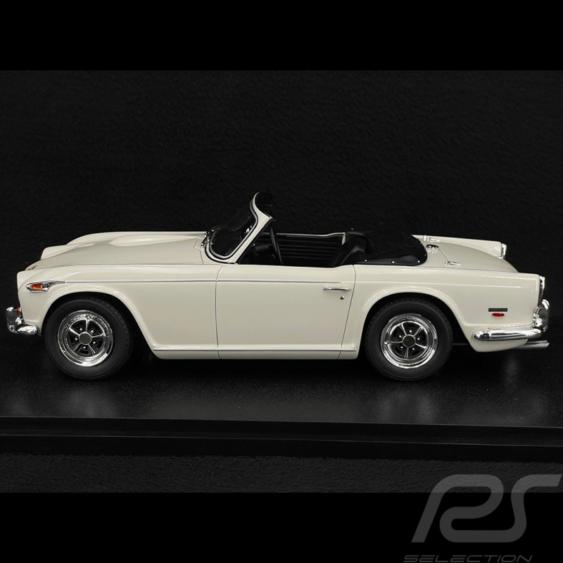 Triumph TR5 Spider 1967 Weiß 1/18 Cult Scale CML069-4