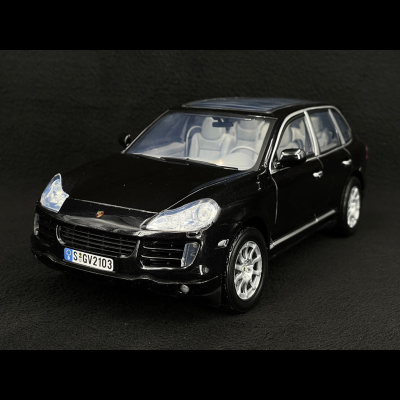 Voiture miniature Porsche Cayenne (9PA), metallic-schwarz, 2008 Motormax  1:18 sur