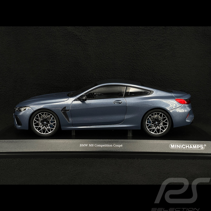 BMW M8 Coupe 2020 Bleu Clair Métallique 1/18 Minichamps 110029024