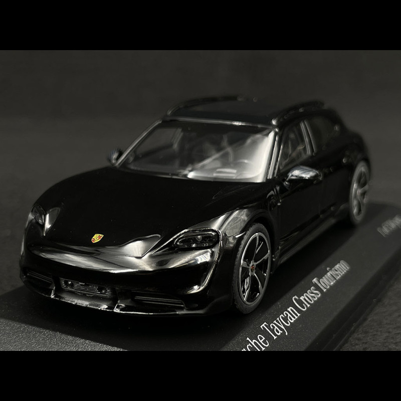 Porsche Taycan Turbo S Cross Turismo 2022 Schwarz 1/43 Minichamps