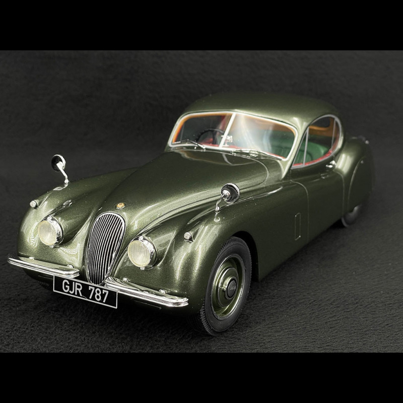 Jaguar XK120 FHC 1951 Metallic Green 1/18 Cult Scale CML182-4