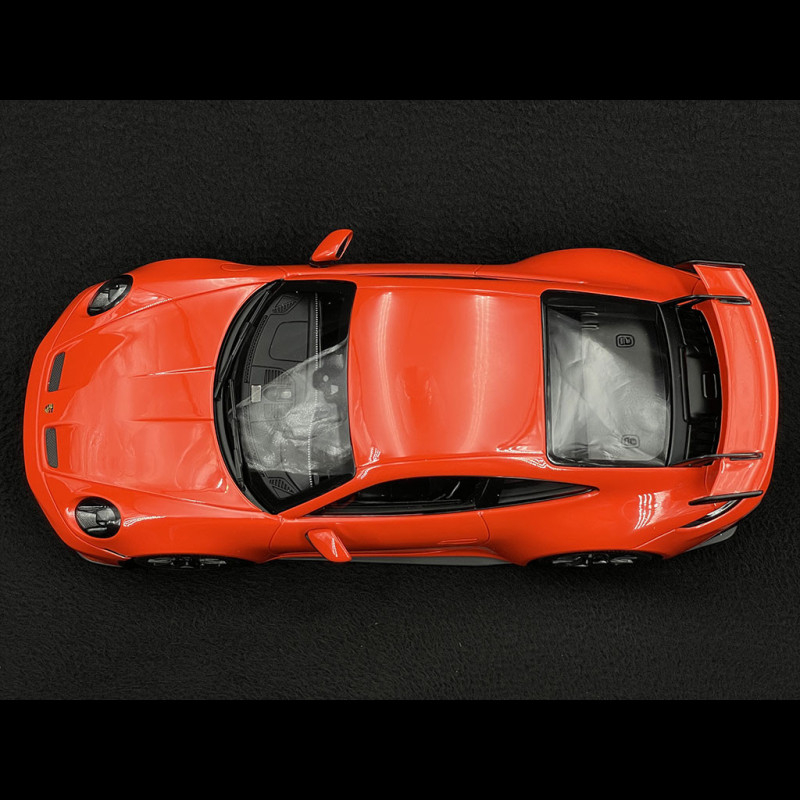 Minichamps Porsche 911 992 GT3 Orange Noir Roues 2021 1/18 117069000