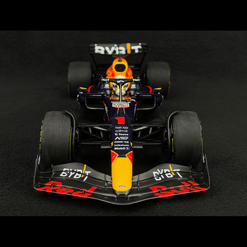 Max Verstappen Red Bull Racing RB18 n° 1 Winner GP Saudi Arabia 2022 World  Champion 2022 F1 1/18 Minichamps 110220001