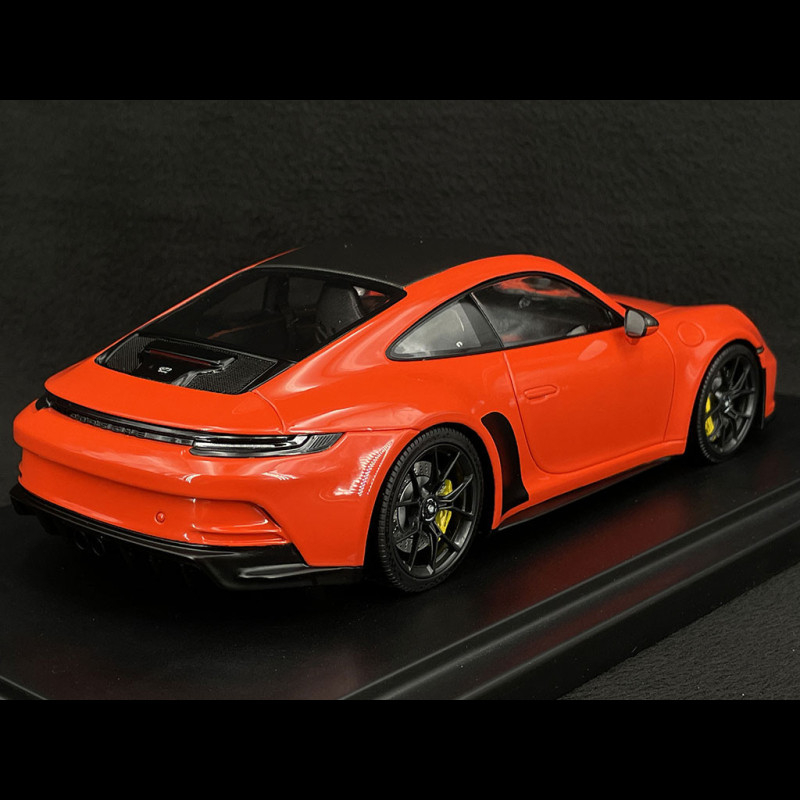 人気新品 ミニチャンプス 1 18 ポルシェ 911 992 GT3 ツーリング 2022