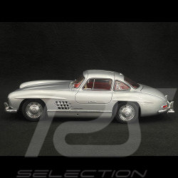 Mercedes-Benz 300 SL 1954 Silber 1/18 Schuco 450045000