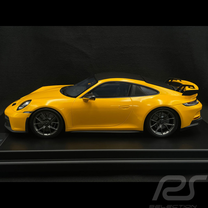Porsche 911 GT3 Type 992 2021 Signalgelb 1/12 Spark WAP0231550NGTS