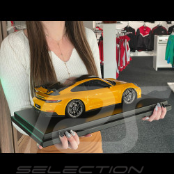 Porsche 911 GT3 Type 992 2021 Signalgelb 1/12 Spark WAP0231550NGTS
