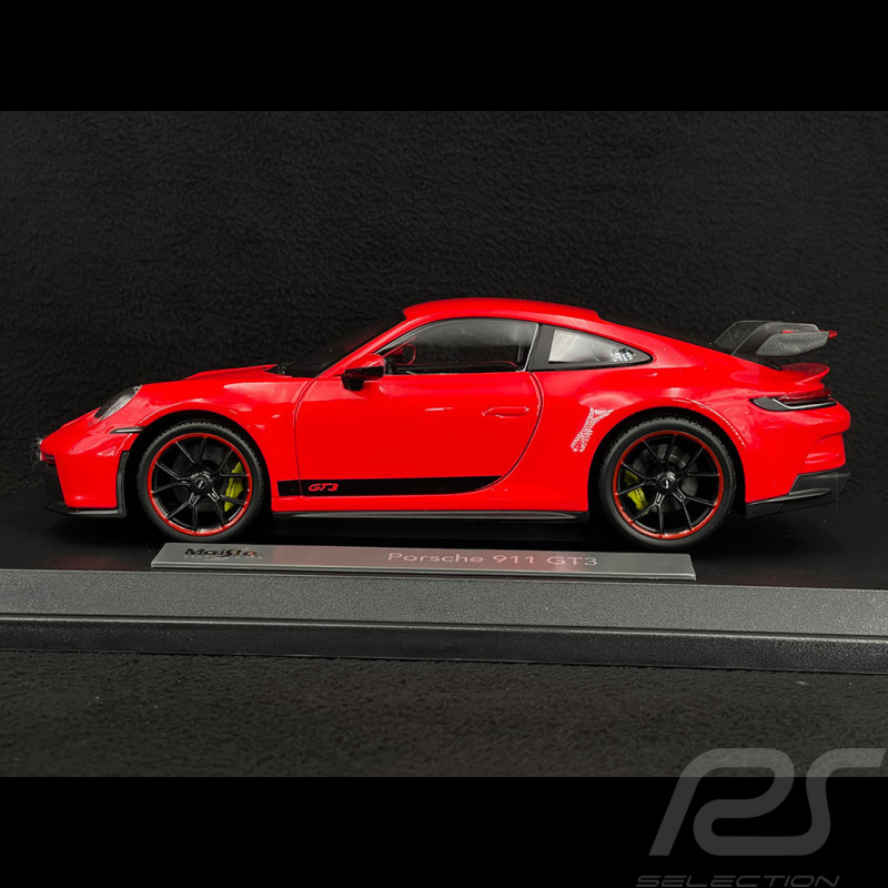 Porsche 911 GT3 type 992 2022 Rouge Indien 1/18 Maisto 36458R