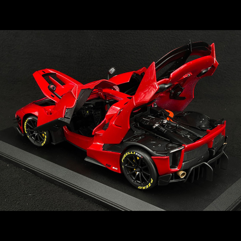 Bburago 1:18 Scale Ferrari FXX K Die-Cast Model Car - Red, Detailed Diecast With Rubber Tires