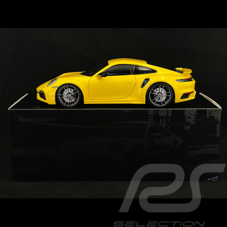 Porsche 911 Turbo S Coupé...