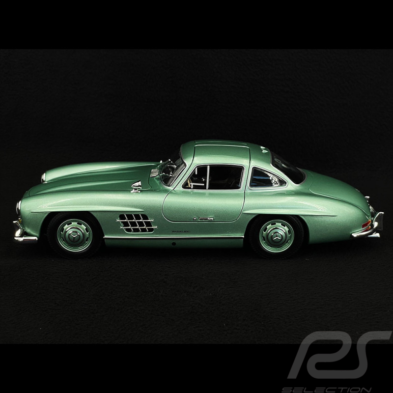 Mercedes-Benz 300 SL 1955 Hellgrün Metallic 1/18 Minichamps 110037221