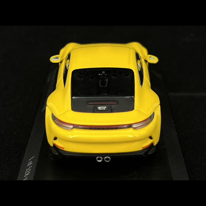 Minichamps 410069601 Porsche 911 GT3 Touring 2021 /yellow w. black rims