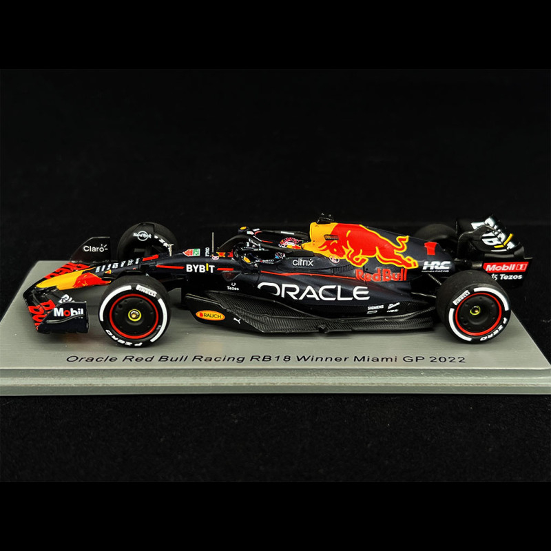 Max Verstappen Red Bull Racing RB18 n° 1 Winner Miami GP 2022 F1 1