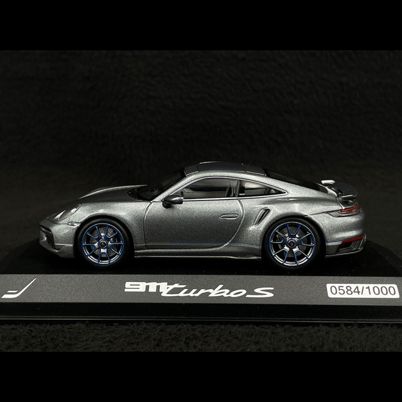 Porsche 911 Turbo S 2020 Embraer Exclusive Edition Sibergrau 