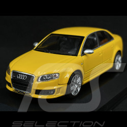 Audi RS4 2004 Jaune 1/43 Minichamps 940014600