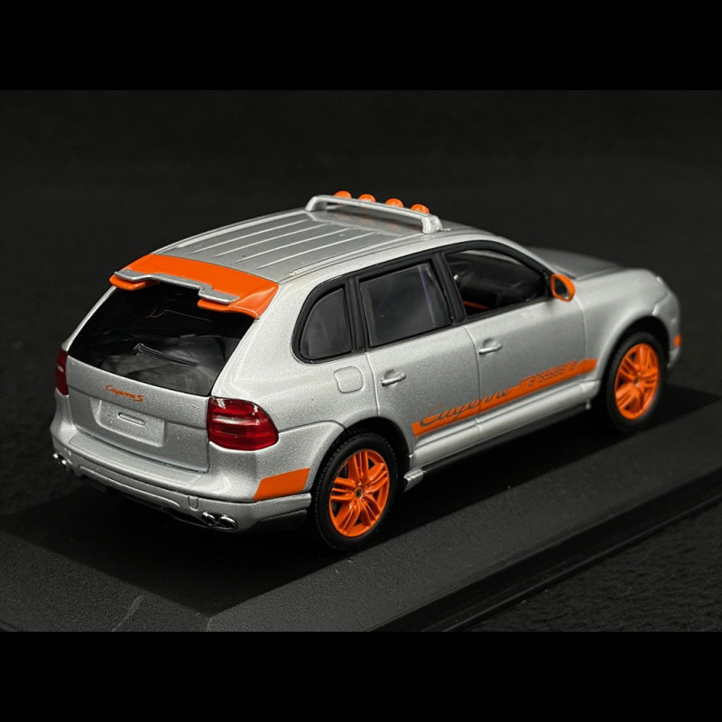 Porsche Cayenne Transsyberia 2007 silver 1/43 Minichamps 400066290
