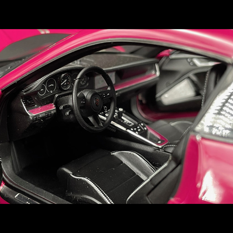 Bâche design spéciale adaptée à Porsche 911 (992) Turbo 2020-present Black  with red striping housse de voiture pour l'intérieur