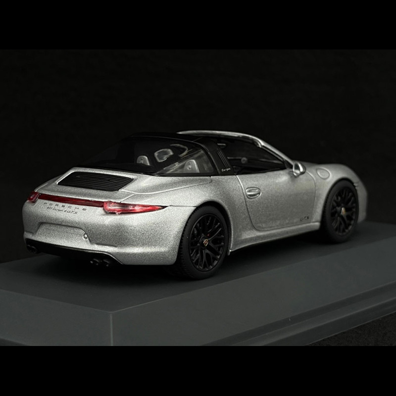 Porsche 911 Targa 4 GTS Type 991 2017 Platine Silver metallic 1/43 Schuco  450759800