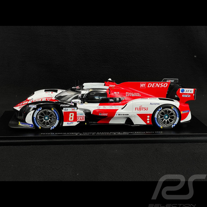 Toyota GR010 Hybrid Nr 8 Sieger 24h Le Mans 2022 Gazoo Racing 1/18 Spark 18LM22