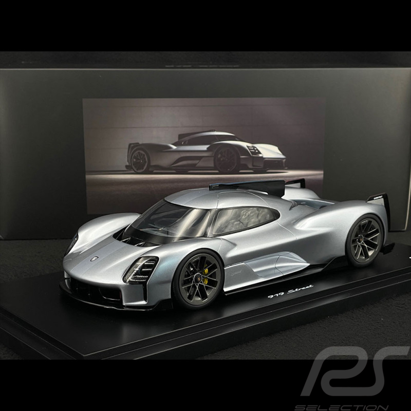 Porsche 919 Street 2017 Silber 1/18 Spark WAP0210190NSTR