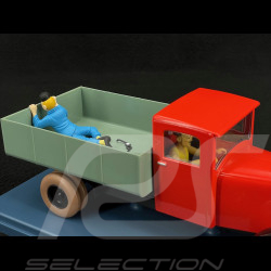 Tintin The red Truck - The Blue Lotus Red 1/24 29949