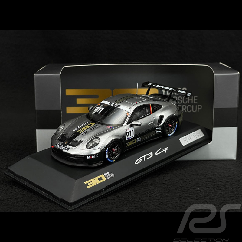 Porsche 911 GT3 Cup Type 992 2022 n° 911 30 Jahre Porsche Supercup 1993-2022 Silber / Schwarz 1/43 Spark WAP0202500P30Y