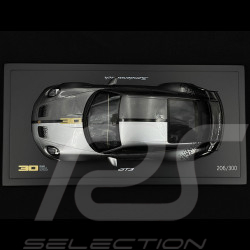 Porsche 911 GT3 Type 992 2022 30 Jahre Porsche Supercup 1993-2022 Silber / Schwarz 1/18 Spark WAP0212510P30Y