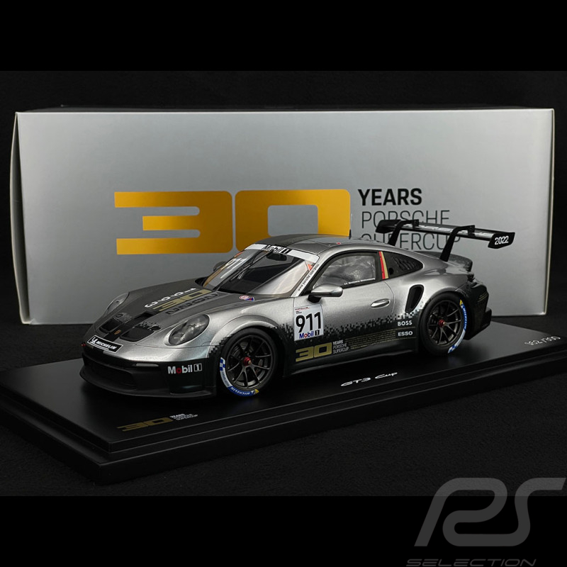 Porsche 911 GT3 Cup Type 992 2022 n° 911 30 Jahre Porsche Supercup 1993-2022 Silber / Schwarz 1/18 Spark WAP0212500P30Y